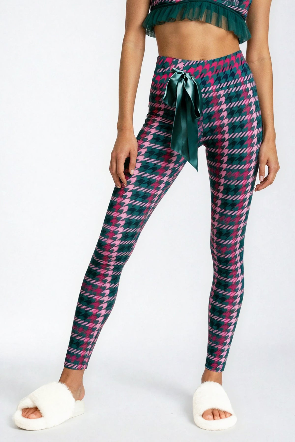 *2025 Guilty Holiday* (Stretch Booty Leggings) - Holly Houndstooth