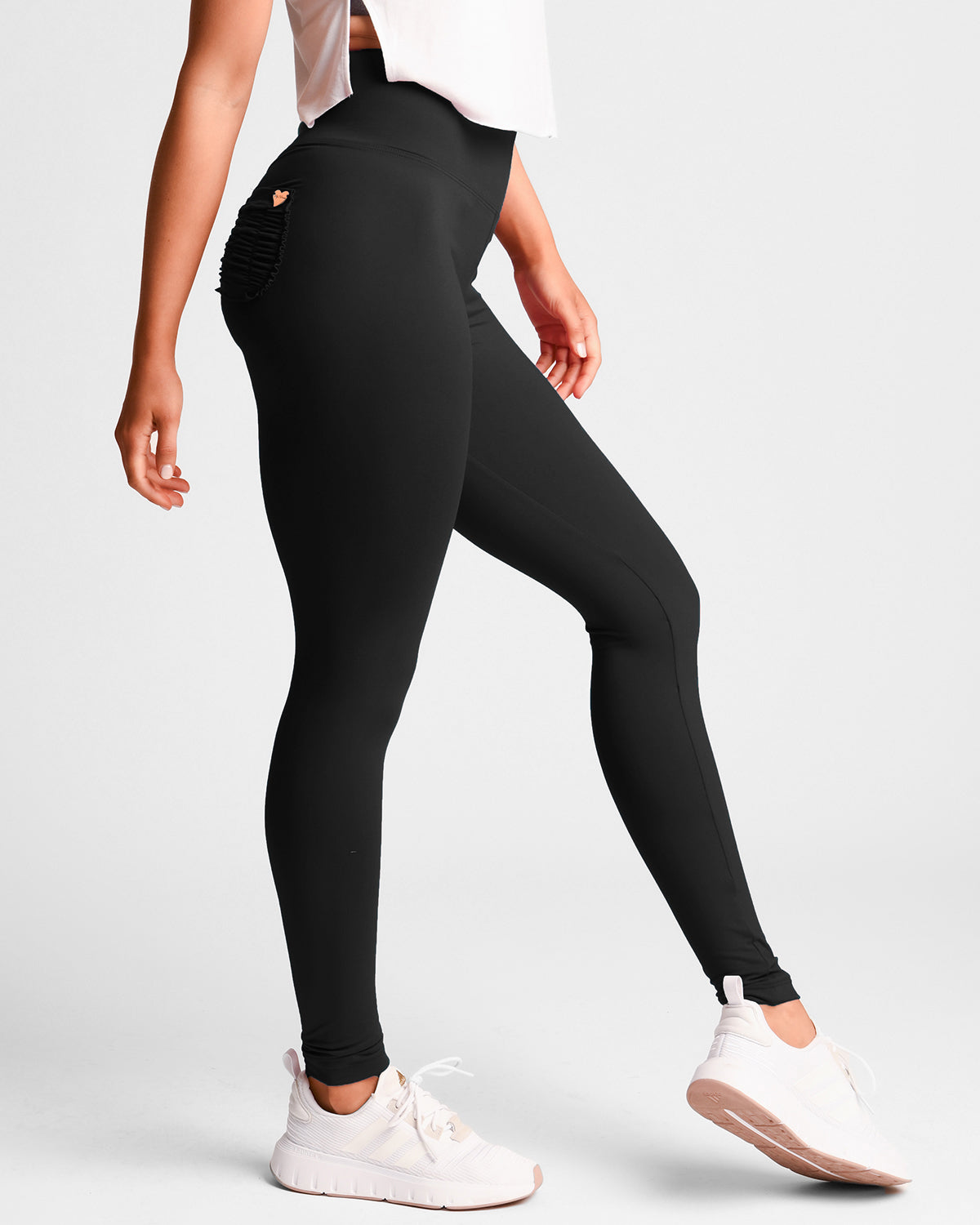 *Soft Sculpt* (Luxury Booty Leggings) - Blackout